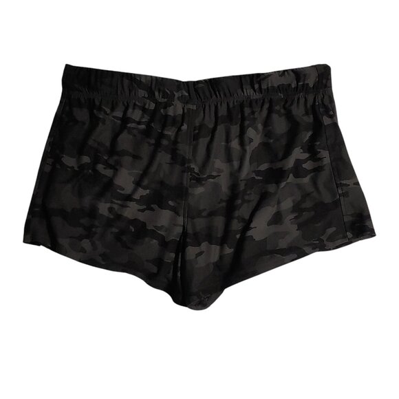 Athletic Works Womens Plus Size XXL Black Camo Gym Shorts Stretch Waist Pockets - Picture 2 of 6